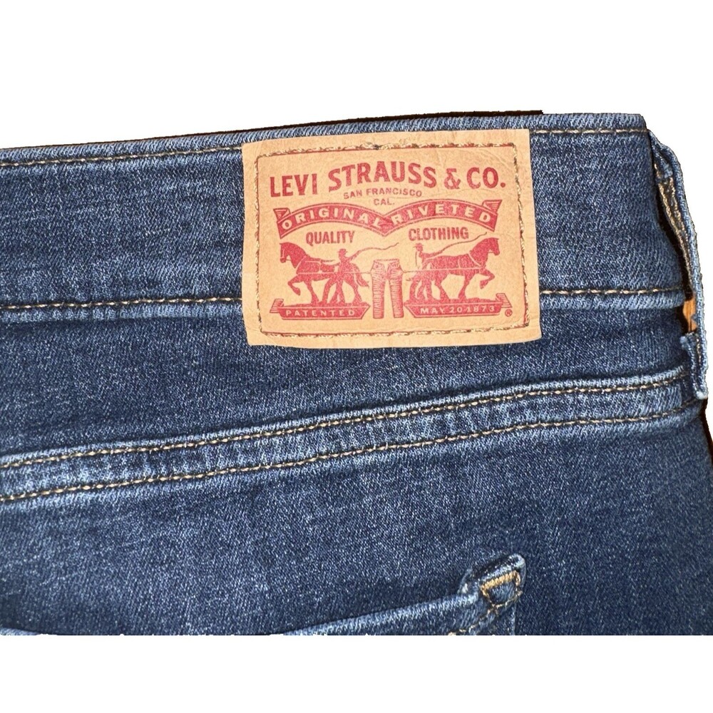 Levi's Jeans Womens 16 Blue Dark Wash Straight Classic Stretch Pockets 27 inseam - Picture 12 of 16